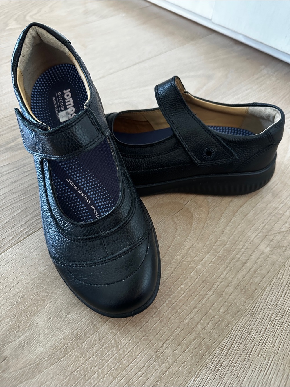 Women's JOMOS Mary Janes Orthotic Comfort Shoes sz 38/ 7.5   - Black